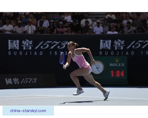 科斯秋克澳网首轮受伤出局再显霉杯魔咒 科斯秋克澳网首轮受伤出局再显霉杯魔咒